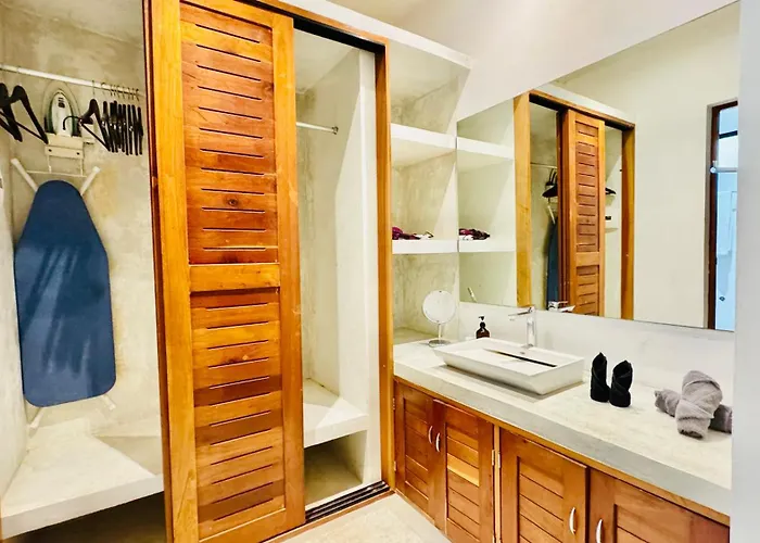 Hotel Starfit Boutique Beachclub, & Gym Included