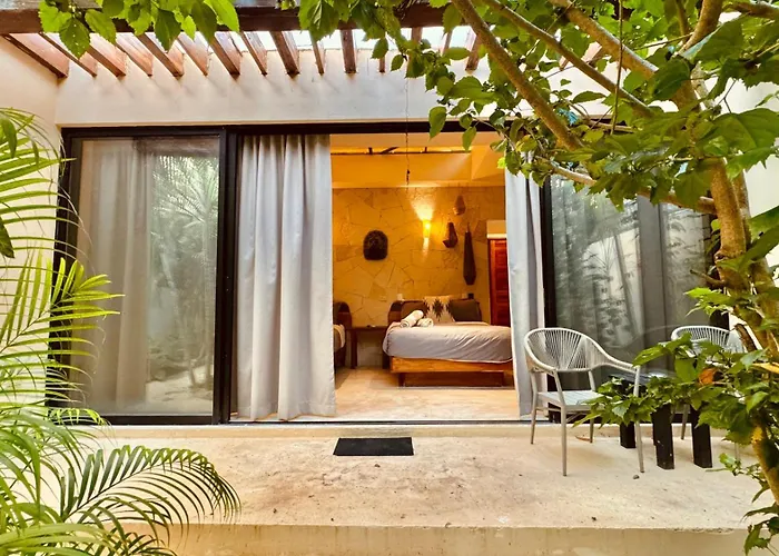 Hotel Starfit Boutique Beachclub, & Gym Included