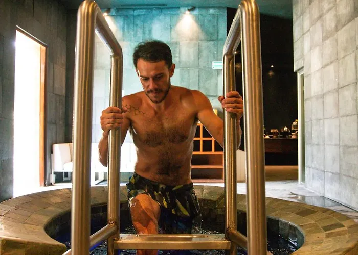 Starfit Boutique Beachclub, & Gym Included Hotel