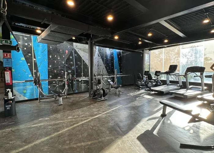 Hotel Starfit Boutique Beachclub, & Gym Included
