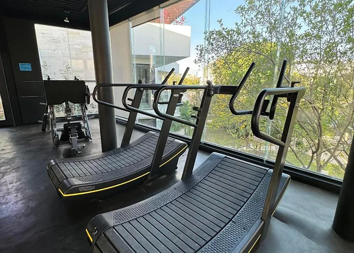 Starfit Boutique Beachclub, & Gym Included 4*