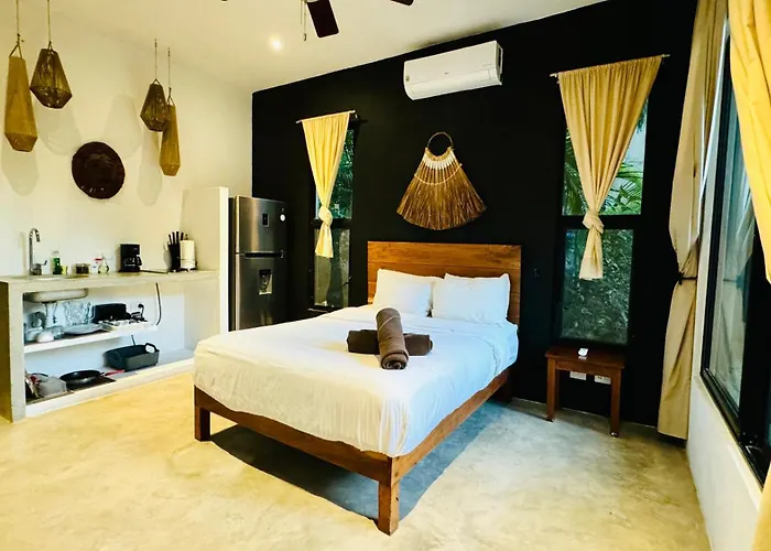 Hotel Starfit Boutique Beachclub, & Gym Included